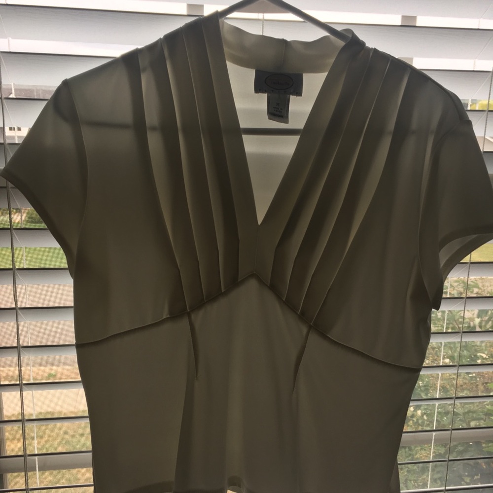 Blouse - Picture 2 of 3